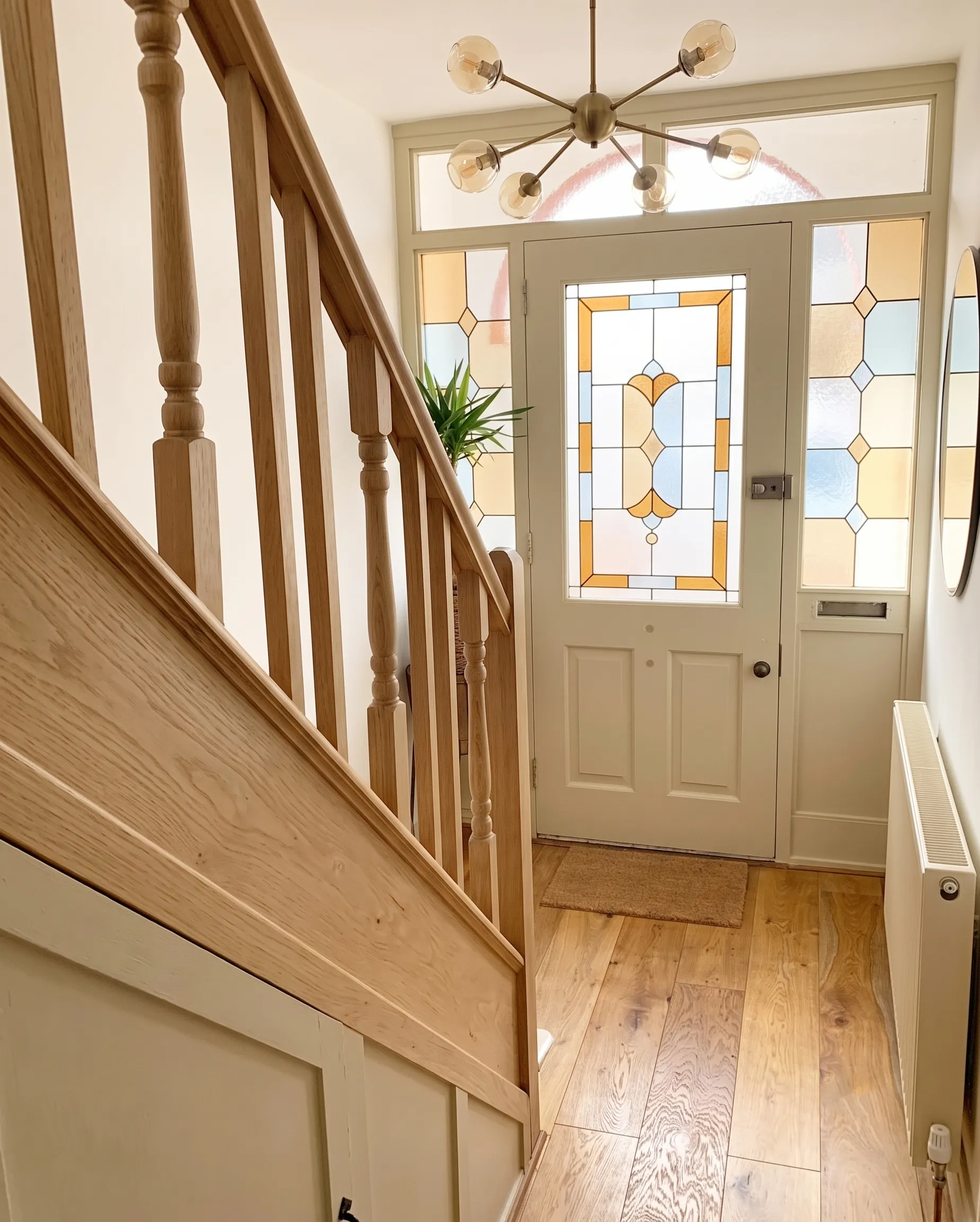 A clean, clutter-free hallway.